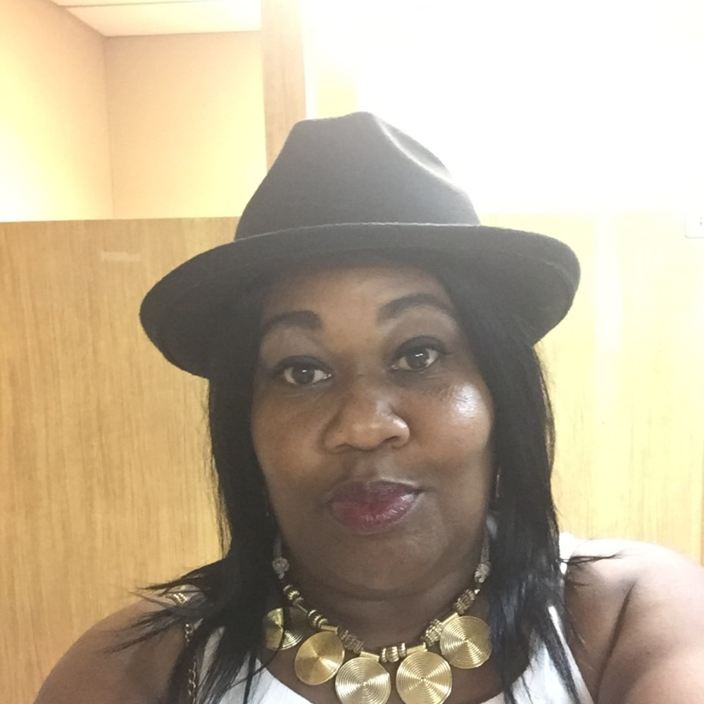 Meet your Posher, Melvina